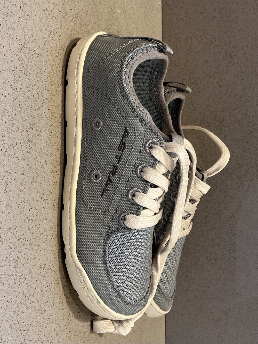 Astr Kids Gray Water Shoes with Breathable Mesh